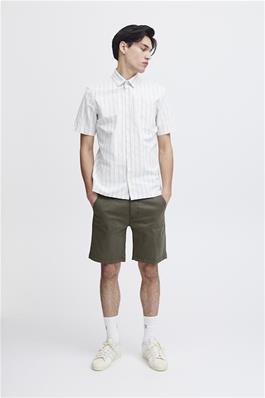 Casual Friday olive  Shorts