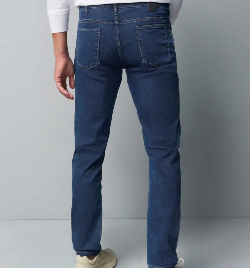 M5 Clean Dark Denim Jeans