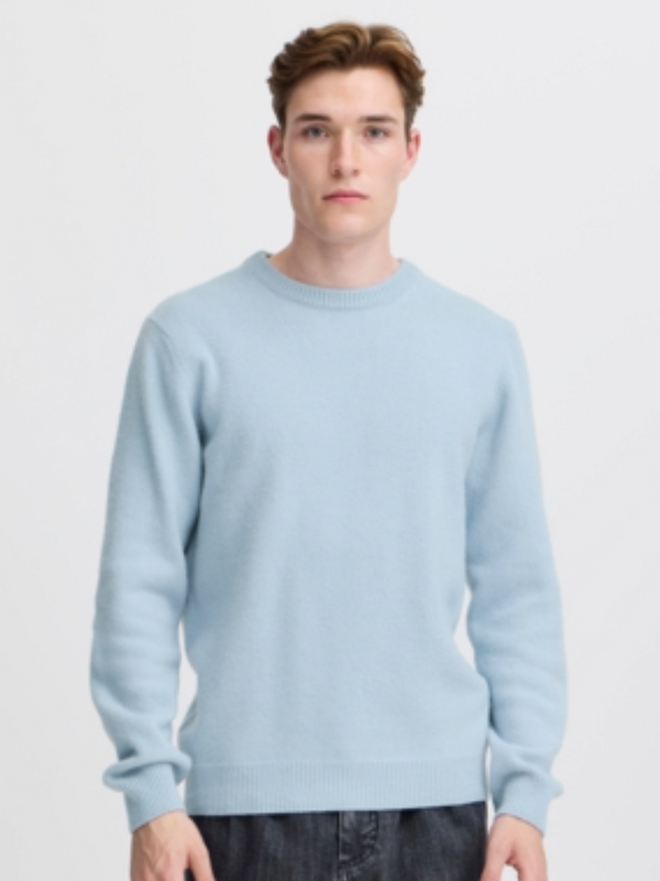 Casual Friday LIGHT BLUE Lambswool Crewneck